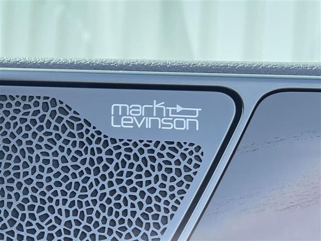 ＮＸ ＮＸ３５０ｈ　バージョンＬ　サンルーフ／マークレビンソン／純正ナビ／赤革シート／シートヒーター／ベンチレーション／パワーシート／電子パーキングブレーキ／ブレーキホールド／デジタルインナーミラー／パワーバックドア／全周囲カメラ（4枚目）