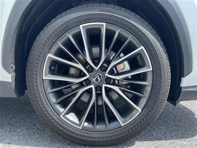 ＮＸ ＮＸ３５０ｈ　バージョンＬ　サンルーフ／マークレビンソン／純正ナビ／赤革シート／シートヒーター／ベンチレーション／パワーシート／電子パーキングブレーキ／ブレーキホールド／デジタルインナーミラー／パワーバックドア／全周囲カメラ（43枚目）