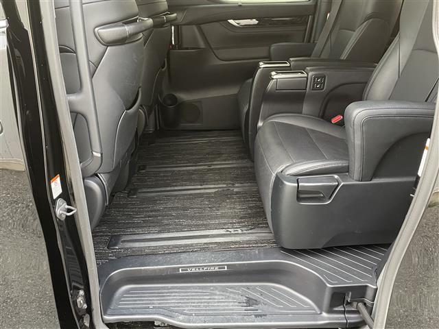 ヴェルファイア 2.5Z Gエディション モデリスタエアロ/フリップダウンモニター/両側パワースライドドア/純正9インチナビ/バック・フロントカメラ/ETC/デジタルインナーミラー/テレビキャンセラー/シートヒーター・クーラー/電子パーキング(29枚目)