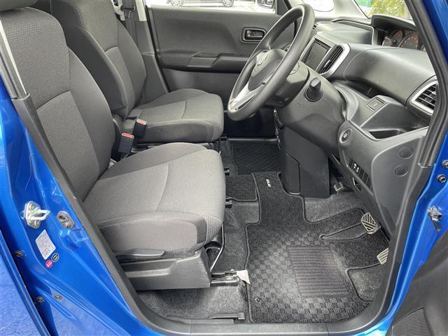 ソリオ G 4WD/片側パワースライドドア/社外8インチナビ/バックカメラ/前方ドライブレコーダー/ビルトインETC/運転席・助手席シートヒーター/オートライト/マニュアルエアコン/スマートキー/スペアキー(22枚目)