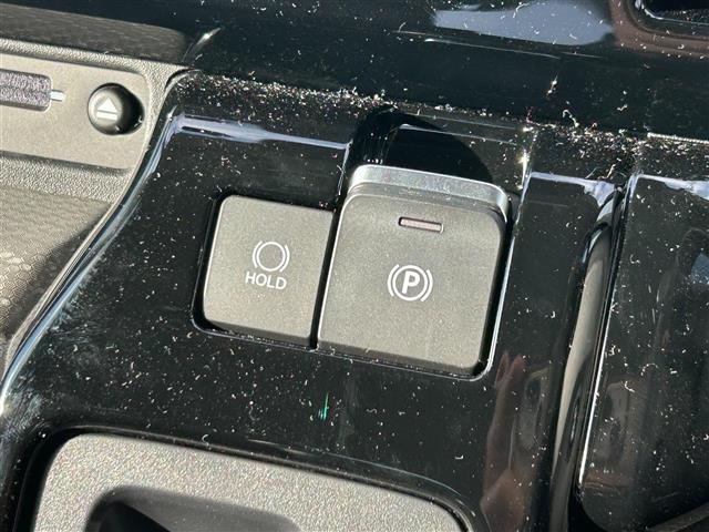 ソリオ ハイブリッドＭＺ　純正ナビ／ＥＴＣ／アラウンドビューモニター／コーナーセンサー／ヘッドアップディスプレイ／衝突軽減ブレーキ／レーンキープアシスト／レーダークルーズコントロール／両側パワースライド／横滑り防止（8枚目）