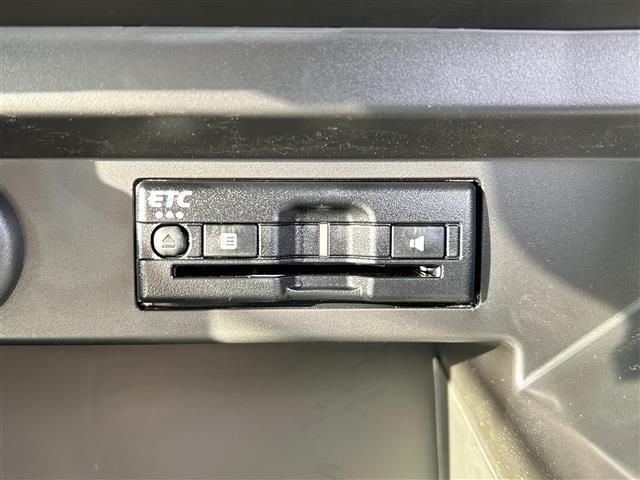 ソリオ ハイブリッドＭＺ　純正ナビ／ＥＴＣ／アラウンドビューモニター／コーナーセンサー／ヘッドアップディスプレイ／衝突軽減ブレーキ／レーンキープアシスト／レーダークルーズコントロール／両側パワースライド／横滑り防止（19枚目）