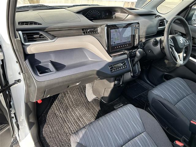 ソリオ ハイブリッドＭＺ　純正ナビ／ＥＴＣ／アラウンドビューモニター／コーナーセンサー／ヘッドアップディスプレイ／衝突軽減ブレーキ／レーンキープアシスト／レーダークルーズコントロール／両側パワースライド／横滑り防止（24枚目）