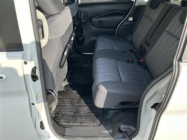 ソリオ ハイブリッドＭＺ　純正ナビ／ＥＴＣ／アラウンドビューモニター／コーナーセンサー／ヘッドアップディスプレイ／衝突軽減ブレーキ／レーンキープアシスト／レーダークルーズコントロール／両側パワースライド／横滑り防止（31枚目）