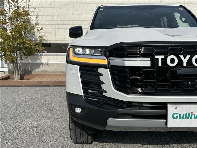 店舗にて現車の確認もいただけますので、お電話で在庫のご確認の上是非ご来店くださいませ。