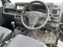 ジャンボ　４ＷＤ／５速ＭＴ／純正オーディオ（ＡＭ／ＦＭ／ＣＤ／ＡＵＸ）／マニュアルエアコン／パワーウィンドウ／ハロゲンヘッドライト／フロントフォグ／リモコンキー／Ｄ席純正フロアマット／Ｎ席社外フロアマット（21枚目）