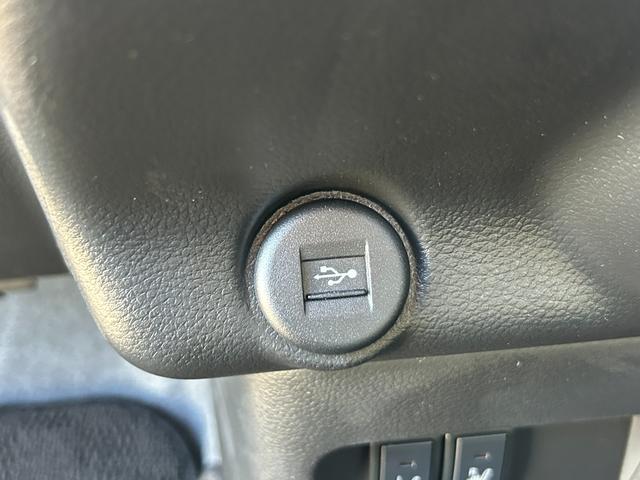 ハスラー ＨＹＢＲＩＤ　Ｘターボ　３型　全方位モニター付きナビ　スズキセーフティーサポート　衝突被害軽減システム　アイドリングストップ　横滑り防止機能　盗難防止システム　全方位モニター付きナビゲーション　Ｂｌｕｅｔｏｏｔｈ　シートヒーター　オートエアコン（34枚目）