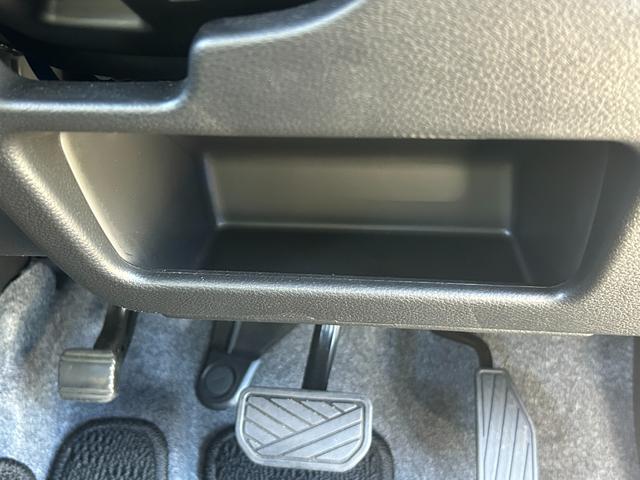 ハスラー ＨＹＢＲＩＤ　Ｘターボ　３型　全方位モニター付きナビ　スズキセーフティーサポート　衝突被害軽減システム　アイドリングストップ　横滑り防止機能　盗難防止システム　全方位モニター付きナビゲーション　Ｂｌｕｅｔｏｏｔｈ　シートヒーター　オートエアコン（43枚目）