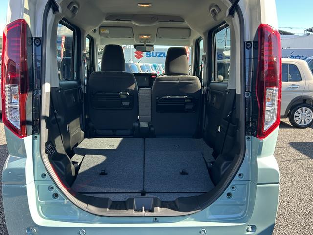 スペーシア ＨＹＢＲＩＤ　Ｘ　元試乗車　フロアマット　オーディオレス（11枚目）