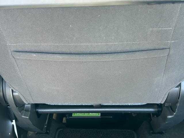 スペーシア ＨＹＢＲＩＤ　Ｘ　元試乗車　フロアマット　オーディオレス（25枚目）