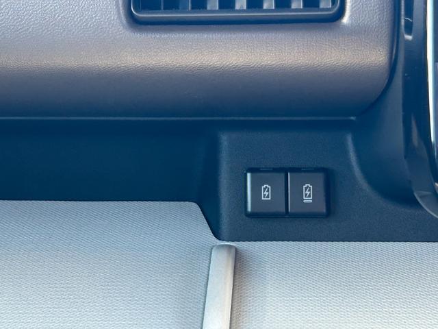 スペーシア ＨＹＢＲＩＤ　Ｘ　元試乗車　フロアマット　オーディオレス（32枚目）