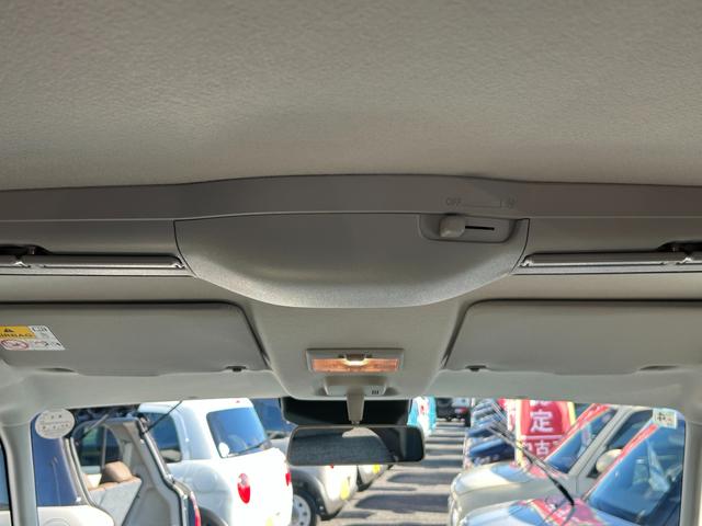 スペーシア ＨＹＢＲＩＤ　Ｘ　元試乗車　フロアマット　オーディオレス（41枚目）