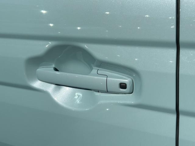 スペーシア ＨＹＢＲＩＤ　Ｘ　元試乗車　フロアマット　オーディオレス（53枚目）