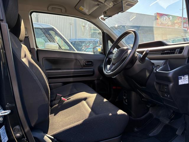 ワゴンR FX 4型元代車 フロアマット オーディオレス(11枚目)