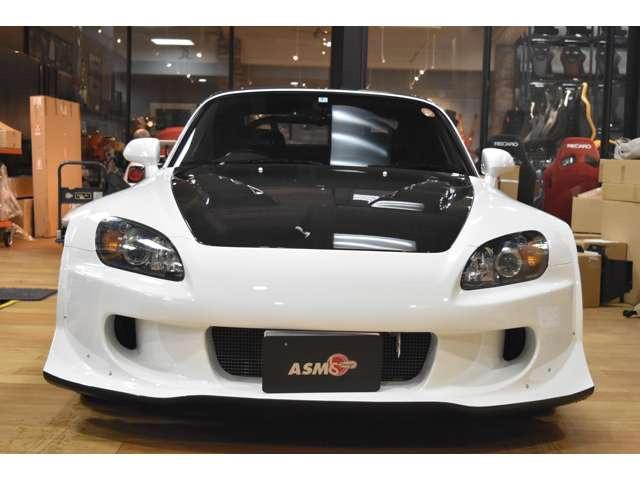 Ｓ２０００ ベースグレード　オープンカー　ＭＴ　ＨＩＤ　ＣＤ　ＭＤ　キーレスエントリー　エアロ　アルミホイール　盗難防止システム　衝突安全ボディ　ＡＢＳ　ＥＳＣ　エアコン　パワーステアリング（5枚目）