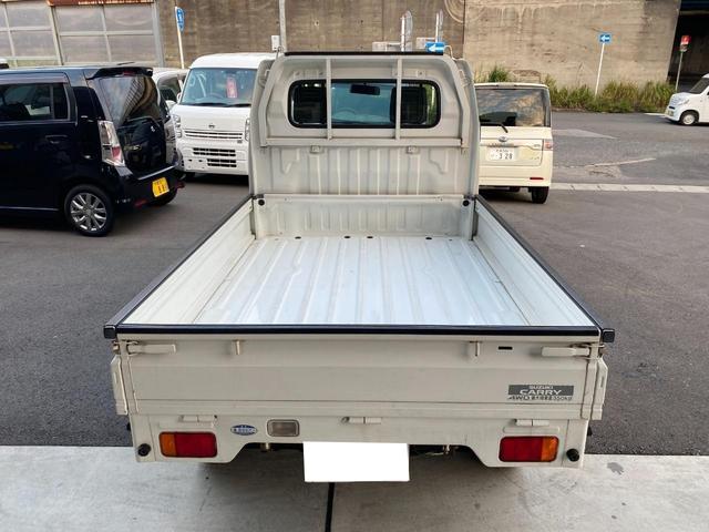 キャリイトラック ＫＣパワステ　４ＷＤ　ＭＴ　エアコン　カセット（18枚目）
