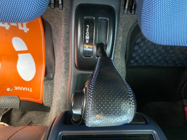 ジムニー ランドベンチャー ETC キーレスエントリー 電動格納ミラー シートヒーター AT ABS CD USB Bluetooth ルーフレール アルミホイール 衝突安全ボディ エアコン パワーウィンドウ(5枚目)