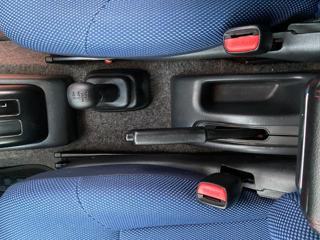 ジムニー ランドベンチャー ETC キーレスエントリー 電動格納ミラー シートヒーター AT ABS CD USB Bluetooth ルーフレール アルミホイール 衝突安全ボディ エアコン パワーウィンドウ(6枚目)