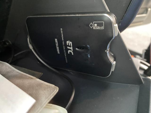 ジムニー ランドベンチャー ETC キーレスエントリー 電動格納ミラー シートヒーター AT ABS CD USB Bluetooth ルーフレール アルミホイール 衝突安全ボディ エアコン パワーウィンドウ(10枚目)