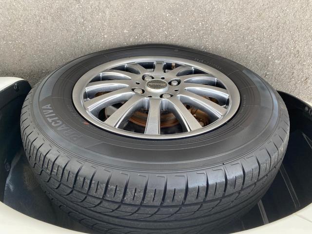 ノート Ｘ　ドライブレコーダー　ＥＴＣ　全周囲カメラ　ＴＶ　アルミホイール　スマートキー　アイドリングストップ　電動格納ミラー　ＣＶＴ　盗難防止システム　衝突安全ボディ　ＡＢＳ　ＣＤ　ＵＳＢ（19枚目）