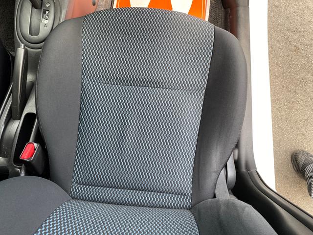 ノート Ｘ　ドライブレコーダー　ＥＴＣ　全周囲カメラ　ＴＶ　アルミホイール　スマートキー　アイドリングストップ　電動格納ミラー　ＣＶＴ　盗難防止システム　衝突安全ボディ　ＡＢＳ　ＣＤ　ＵＳＢ（28枚目）