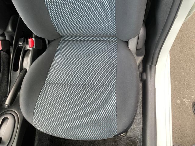 ノート Ｘ　ドライブレコーダー　ＥＴＣ　全周囲カメラ　ＴＶ　アルミホイール　スマートキー　アイドリングストップ　電動格納ミラー　ＣＶＴ　盗難防止システム　衝突安全ボディ　ＡＢＳ　ＣＤ　ＵＳＢ（32枚目）