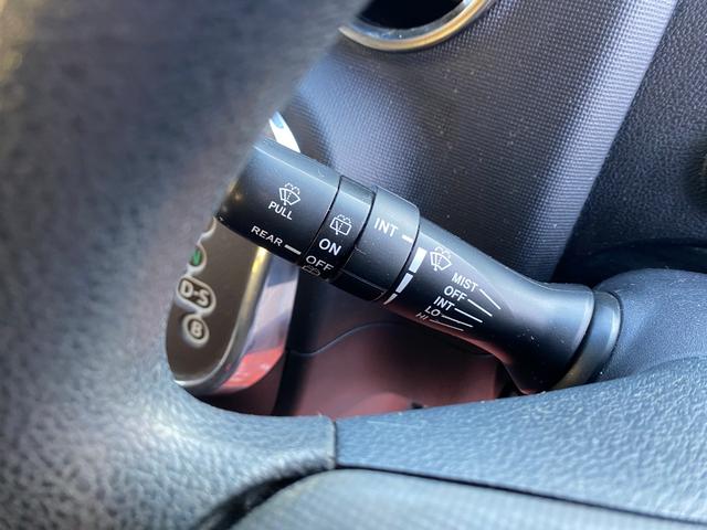 スペイド Ｆ　ジャック　ＥＴＣ　バックカメラ　ナビ　ＴＶ　オートライト　ＨＩＤ　スマートキー　電動格納ミラー　ＣＶＴ　アルミホイール　ＣＤ　Ｂｌｕｅｔｏｏｔｈ　盗難防止システム　衝突安全ボディ　ＡＢＳ　ＥＳＣ　エアコン（8枚目）