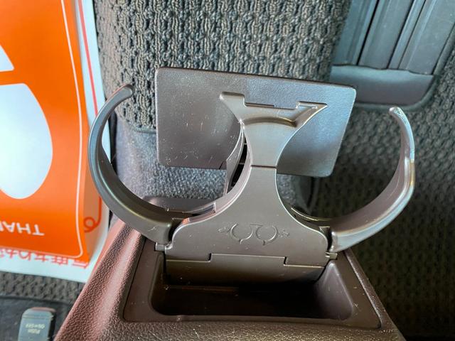 スペイド Ｆ　ジャック　ＥＴＣ　バックカメラ　ナビ　ＴＶ　オートライト　ＨＩＤ　スマートキー　電動格納ミラー　ＣＶＴ　アルミホイール　ＣＤ　Ｂｌｕｅｔｏｏｔｈ　盗難防止システム　衝突安全ボディ　ＡＢＳ　ＥＳＣ　エアコン（31枚目）