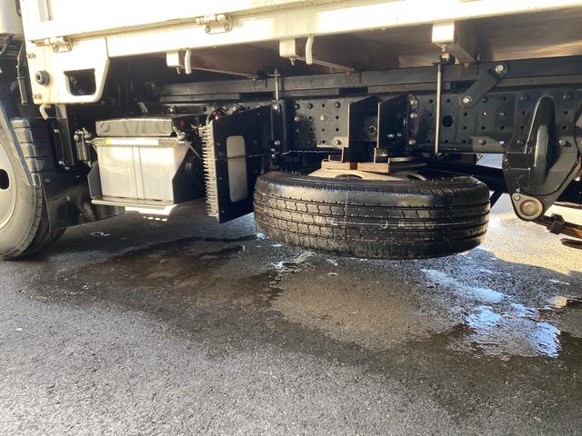 NT450アトラス フルスーパーローDX MT 後輪ダブル キーレスエントリー エアコン パワーウィンドウ 運転席エアバッグ ミュージックプレイヤー接続可(27枚目)