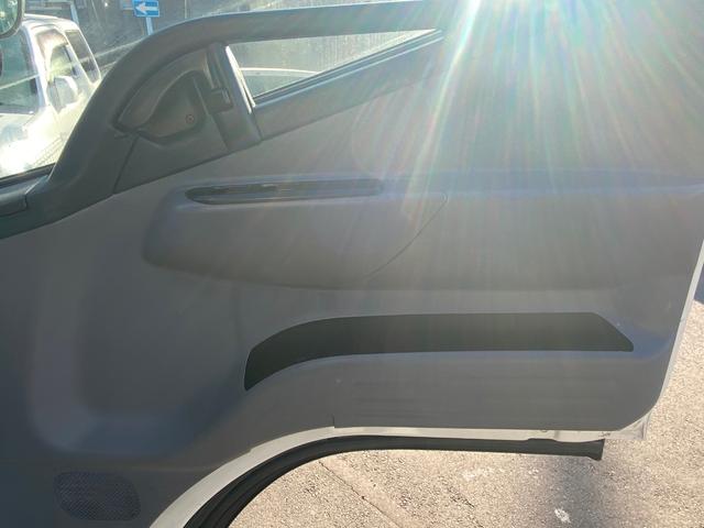 NT450アトラス フルスーパーローDX MT 後輪ダブル キーレスエントリー エアコン パワーウィンドウ 運転席エアバッグ ミュージックプレイヤー接続可(28枚目)