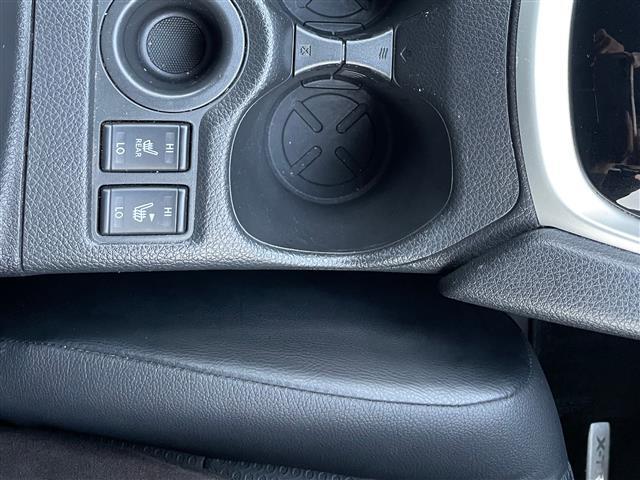 エクストレイル ２０Ｘ　☆ワンオーナー☆純正９型ナビ（ＢＴ／フルセグ／ＡＭ／ＦＭ／ＤＩＳＣ／ＡＵＸ／ｉＰｏｄ）☆アラウンドビューモニター☆バックカメラ☆フロントカメラ☆サイドカメラ☆パワーバックドア☆ＬＥＤ☆革シート（20枚目）