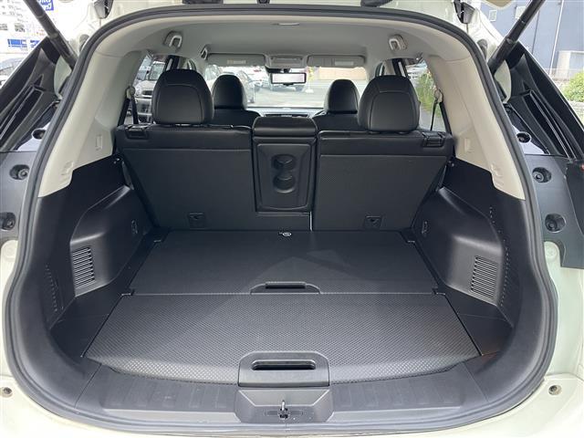 エクストレイル ２０Ｘ　☆ワンオーナー☆純正９型ナビ（ＢＴ／フルセグ／ＡＭ／ＦＭ／ＤＩＳＣ／ＡＵＸ／ｉＰｏｄ）☆アラウンドビューモニター☆バックカメラ☆フロントカメラ☆サイドカメラ☆パワーバックドア☆ＬＥＤ☆革シート（27枚目）