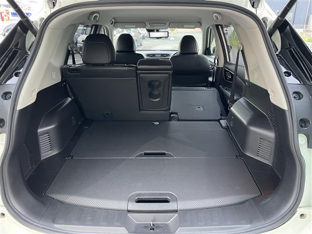 エクストレイル ２０Ｘ　☆ワンオーナー☆純正９型ナビ（ＢＴ／フルセグ／ＡＭ／ＦＭ／ＤＩＳＣ／ＡＵＸ／ｉＰｏｄ）☆アラウンドビューモニター☆バックカメラ☆フロントカメラ☆サイドカメラ☆パワーバックドア☆ＬＥＤ☆革シート（28枚目）