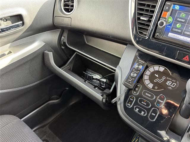 eKスペースカスタム カスタムG SDナビ BT フルセグTV バックカメラ 社外ETC 片側電動スライドドア 社外AW LEDオートライト 横滑り防止 スマートキー(22枚目)