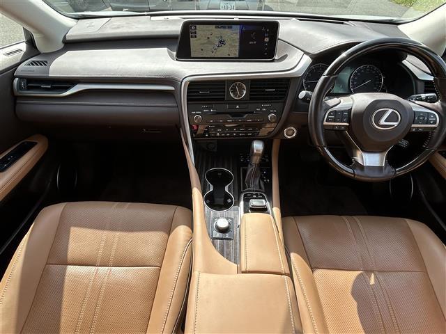 RX RX200t バージョンL ☆純正ナビ(BT/フルセグ/AM/FM/DISC)☆アラウンドビューモニター☆Bカメラ☆フロントカメラ☆サイドカメラ☆パワーバックドア☆レーダークルーズコントロール☆LEDヘッドライト(2枚目)