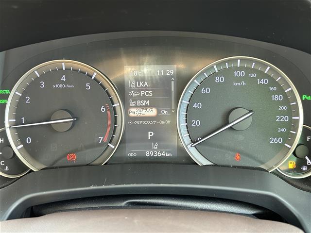 RX RX200t バージョンL ☆純正ナビ(BT/フルセグ/AM/FM/DISC)☆アラウンドビューモニター☆Bカメラ☆フロントカメラ☆サイドカメラ☆パワーバックドア☆レーダークルーズコントロール☆LEDヘッドライト(12枚目)