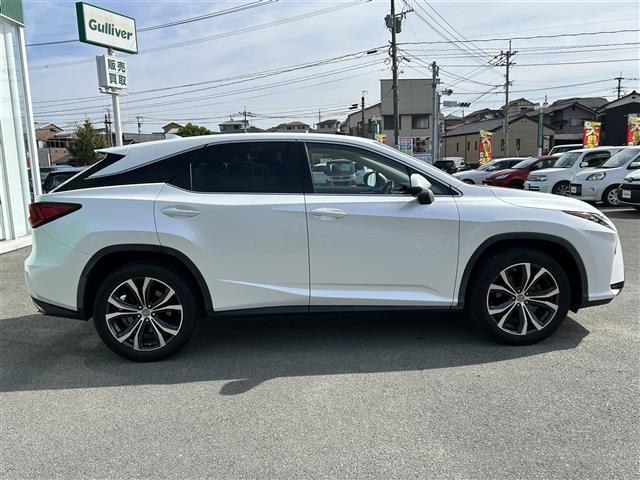 RX RX200t バージョンL ☆純正ナビ(BT/フルセグ/AM/FM/DISC)☆アラウンドビューモニター☆Bカメラ☆フロントカメラ☆サイドカメラ☆パワーバックドア☆レーダークルーズコントロール☆LEDヘッドライト(41枚目)