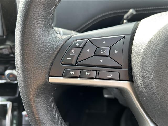 セレナ ハイウェイスター 全方位カメラ クルーズコントロール 純正ETC 社外ナビ 横滑り防止 衝突被害軽減システム 両側電動スライドドア LEDオートライト カーテンエアバッグ 社外ドラレコ スマートキー BT 後席モニター(10枚目)