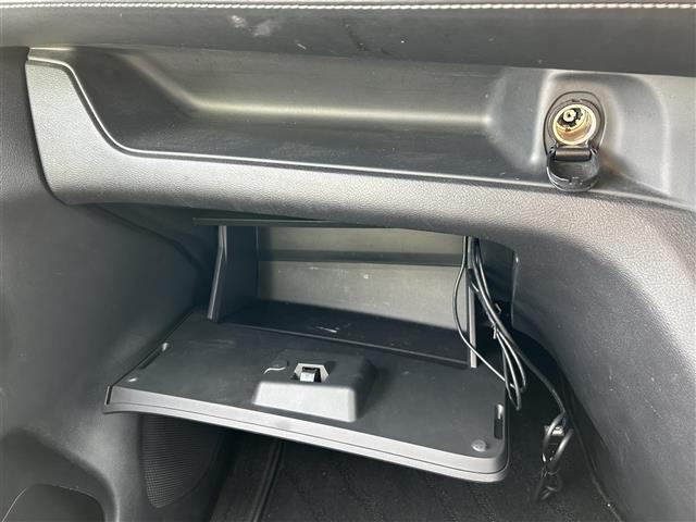 セレナ ハイウェイスター 全方位カメラ クルーズコントロール 純正ETC 社外ナビ 横滑り防止 衝突被害軽減システム 両側電動スライドドア LEDオートライト カーテンエアバッグ 社外ドラレコ スマートキー BT 後席モニター(17枚目)