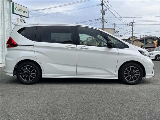 フリードハイブリッド ハイブリッド・モデューロＸ　☆社外ナビ（ＢＴ／フルセグ／ＤＩＳＣ／ＡＭ／ＦＭ）☆Ｂカメラ☆両側パワースライドドア☆レーダークルーズコントロール☆ＬＥＤヘッドライト☆オートライト☆ハーフレザー☆ウォークスルー☆純正１５インチＡＷ（39枚目）