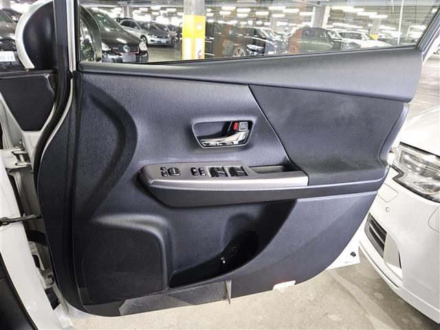 プリウスアルファ Sツーリングセレクション ワンオーナー 純正ナビ フルセグ バックカメラ ビルトインETC 前後ドラレコ SRSエアバッグ LEDヘッドランプ 革巻きステアリング 純正17インチAW モデリスタエアロ 禁煙車(25枚目)