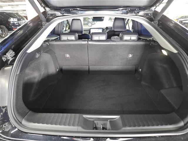 プリウス Ｚ　１２．３インチディスプレイオーディオ　フルセグ　パワーバックドア　バックカメラ　パノラマビューモニター　ビルトインＥＴＣ２．０　クルコン　セーフティセンス　トヨタチームメイト　純正１９インチＡＷ（11枚目）