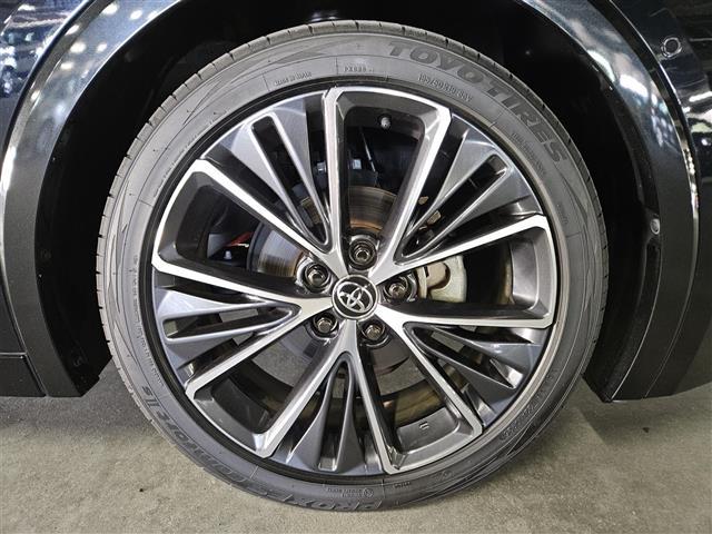 プリウス Ｚ　１２．３インチディスプレイオーディオ　フルセグ　パワーバックドア　バックカメラ　パノラマビューモニター　ビルトインＥＴＣ２．０　クルコン　セーフティセンス　トヨタチームメイト　純正１９インチＡＷ（16枚目）