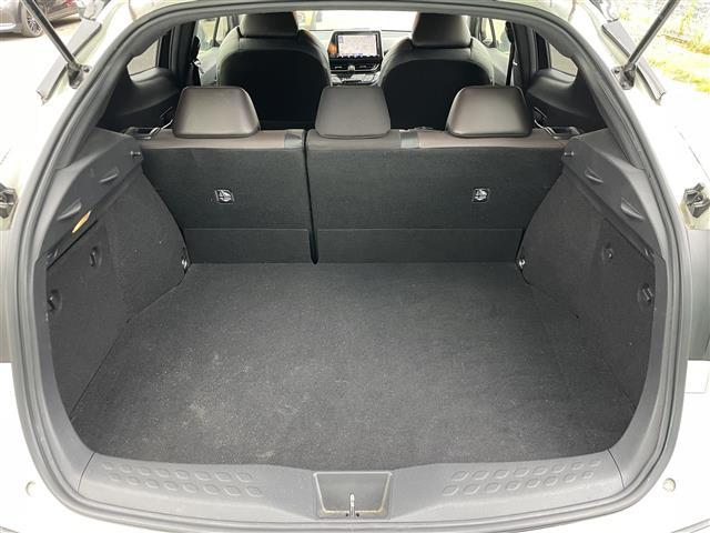 C-HR G ☆ワンオーナー☆純正9インチナビ(BT/フルセグ/AM/FM/SD/SDREC/DISC)☆Bカメラ☆レーダークルーズコントロール☆LEDヘッドライト☆オートライト☆オートマチックハイビーム(31枚目)