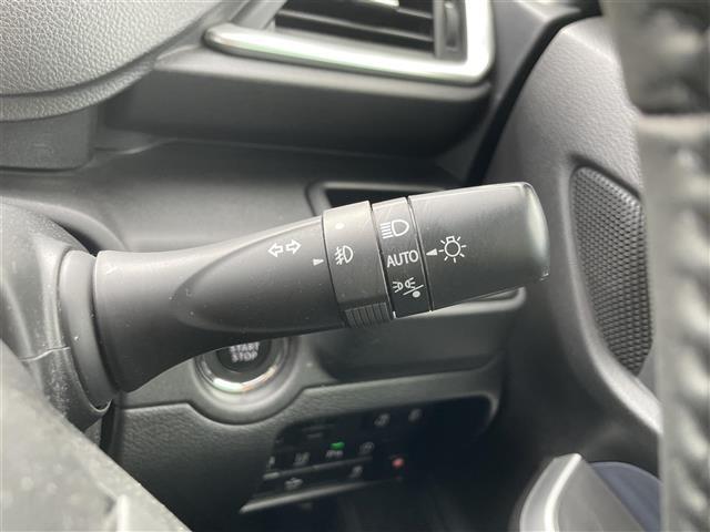 ソリオ ハイブリッドMZ ワンオーナー 純正9インチナビ アラウンドビューモニター 前後ドラレコ クルーズコントロール 両側パワスラ 純正アルミホイール 純正フロアマット 衝突被害軽減システム レーンキープアシスト(12枚目)