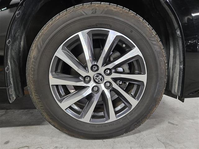 ヴェルファイアハイブリッド ＺＲ　禁煙車　バックカメラ　ドラレコ　レーダークルコン　クリアランスソナー　ＬＥＤオートライト　両側パワスラ　ビルトインＥＴＣ　ハーフレザーシート　前席パワーシート　Ｄ席ポジションメモリ　２列目オットマン（17枚目）