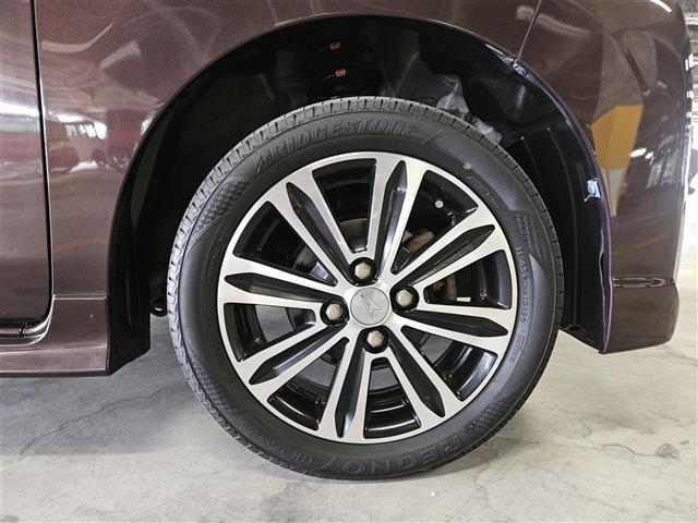 タント カスタムＲＳ　トップエディションＳＡＩＩ　禁煙車　バックカメラ　衝突被害軽減　車線逸脱警報　誤発進抑制　ＬＥＤオートライト　純正ナビ　フルセグＴＶ　両側パワースライドドア　半革シート　純正１５インチＡＷ　スマートキー　プッシュエンジンスタート（15枚目）