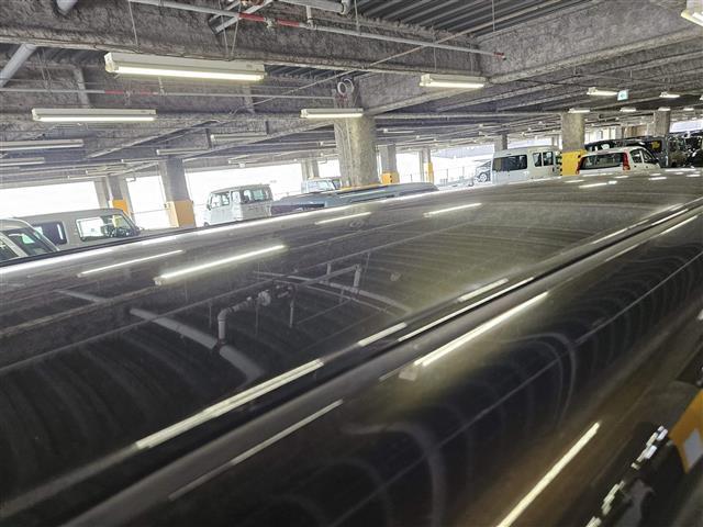 タント カスタムＲＳ　トップエディションＳＡＩＩ　禁煙車　バックカメラ　衝突被害軽減　車線逸脱警報　誤発進抑制　ＬＥＤオートライト　純正ナビ　フルセグＴＶ　両側パワースライドドア　半革シート　純正１５インチＡＷ　スマートキー　プッシュエンジンスタート（37枚目）