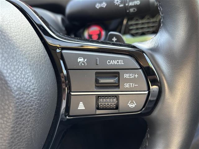 アコード e:HEV Hondaコネクトディスプレー(フルセグテレビ・FM・AM・BT)ETC2.0 クルーズコントロール 前席パワーシート 全席シートヒーター ブラインドスポットモニター 純正フロアマット(6枚目)