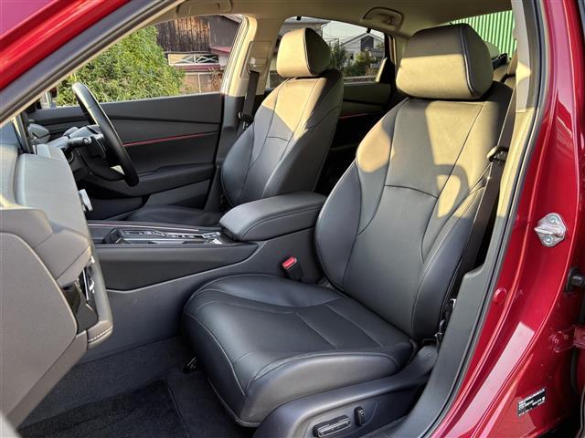 アコード e:HEV Hondaコネクトディスプレー(フルセグテレビ・FM・AM・BT)ETC2.0 クルーズコントロール 前席パワーシート 全席シートヒーター ブラインドスポットモニター 純正フロアマット(24枚目)